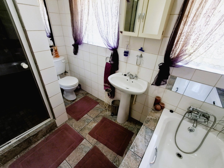 3 Bedroom Property for Sale in Sasolburg Ext 11 Free State